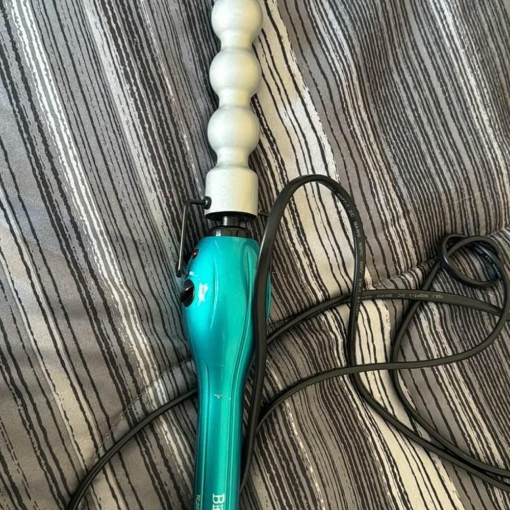 Blue and Silver Curling Wand